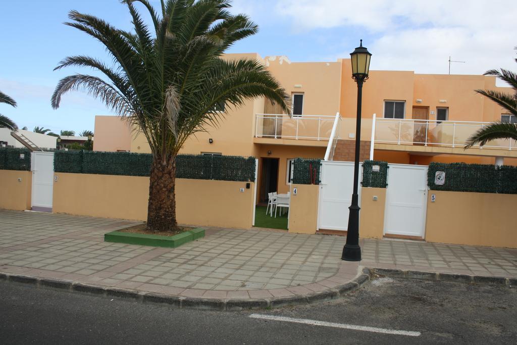 Anju Villas Los Delfines Bravo'S Apartments Corralejo Buitenkant foto