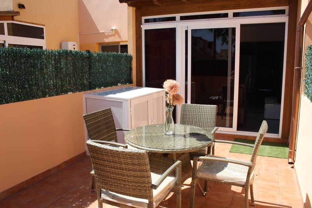 Anju Villas Los Delfines Bravo'S Apartments Corralejo Buitenkant foto
